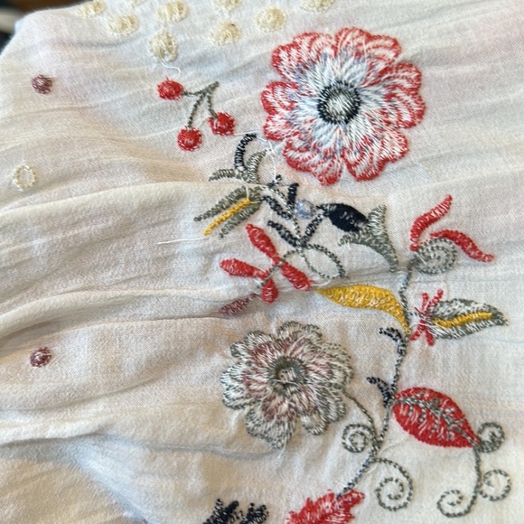 Button up embroidered flowy top - Anthropologie - Picture 9 of 9